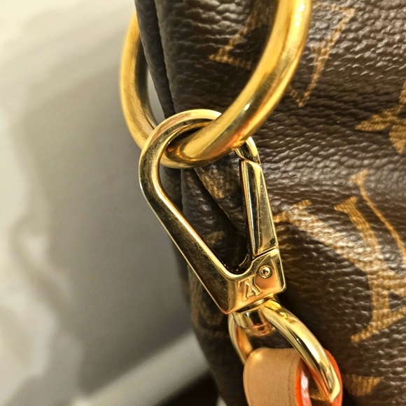 Louis Vuitton Pallas Monogram Canvas with Red Leather Trim - Picture 4 of 16